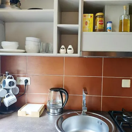 Tiny Non-smoking Caka & Free Parking Appartement *