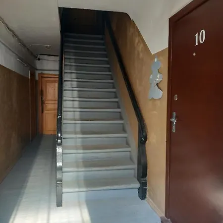 Apartman Tiny Non-smoking Caka & Free Parking
