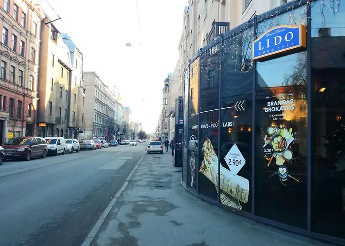 Tiny Non-smoking Caka & Free Parking Dzīvoklis